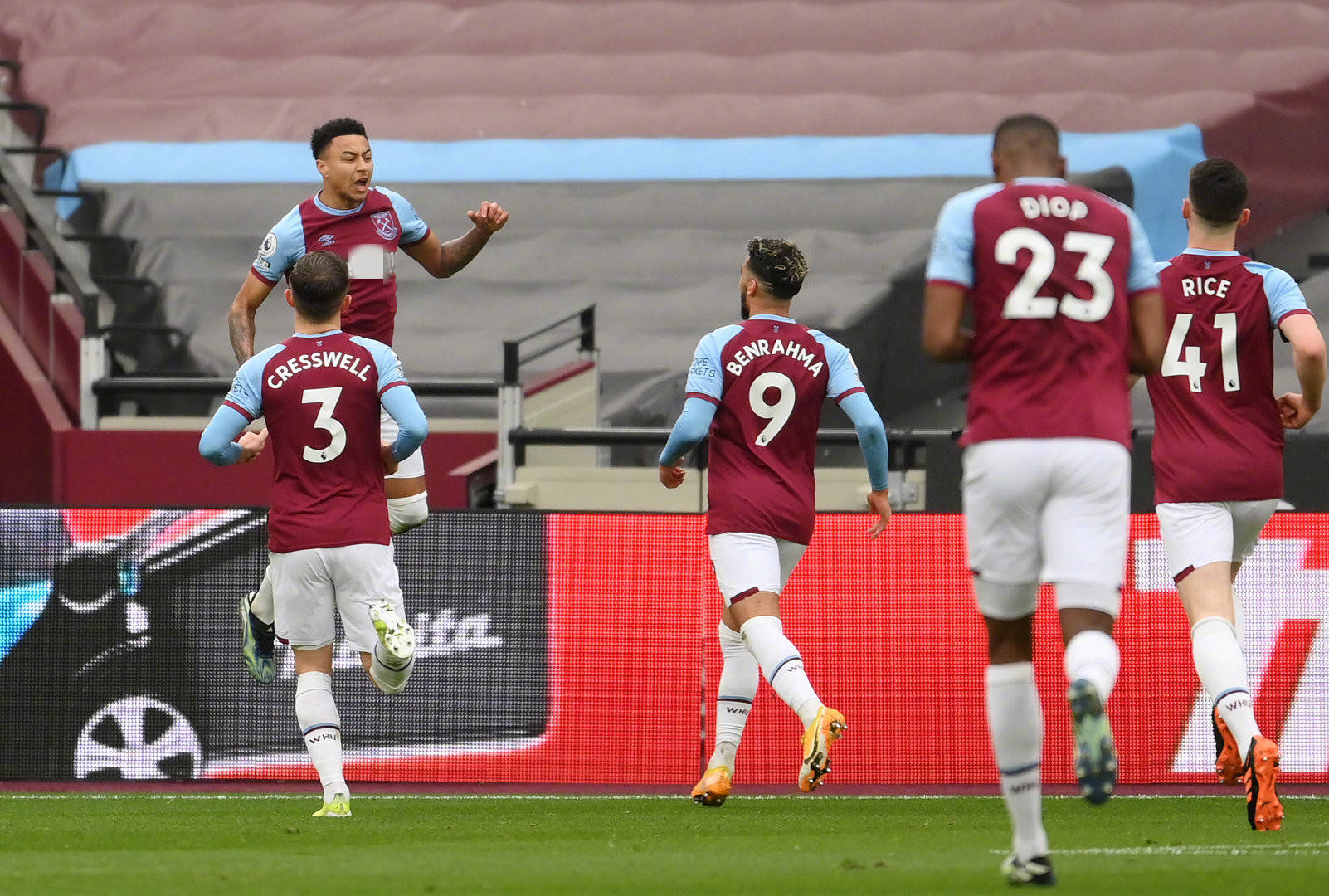 詹姆斯的领 詹姆斯的领